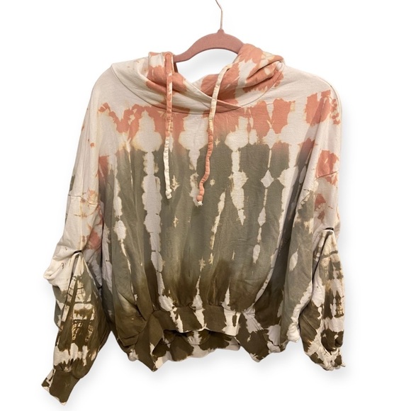 Young, Fabulous, and Broke Tie Dye Hoodie Size Small/Medium EUC A0012 - Picture 1 of 7